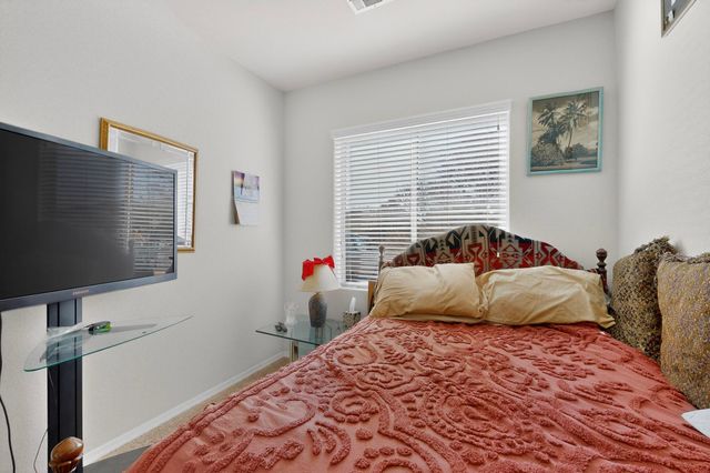 6701 Mountain Hawk Loop NE, Rio Rancho, NM 87144