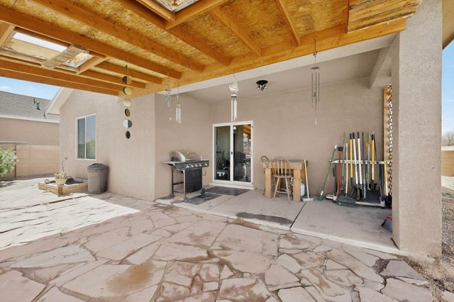 6701 Mountain Hawk Loop NE, Rio Rancho, NM 87144