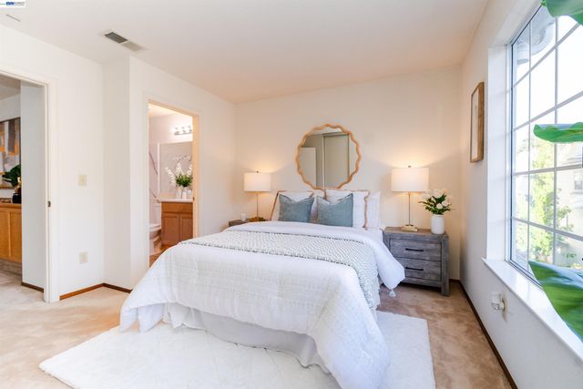 983 Belmont Terrance 6, Sunnyvale, CA 94086