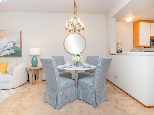 983 Belmont Terrance 6, Sunnyvale, CA 94086