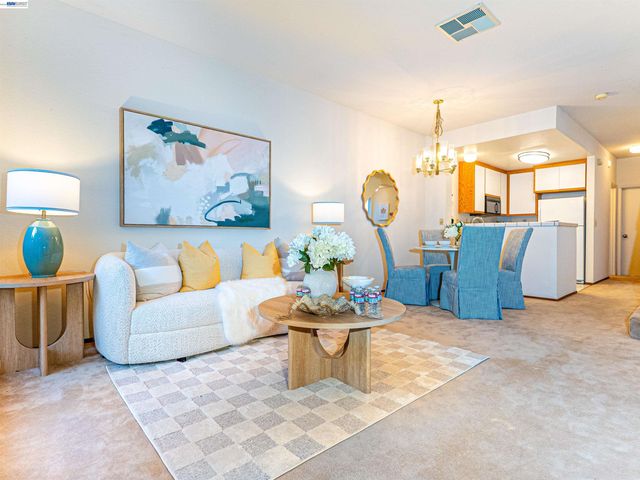 983 Belmont Terrance 6, Sunnyvale, CA 94086