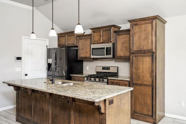 15909 Capulet Drive, Edmond, OK 73013