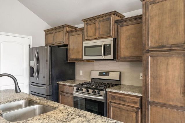 15909 Capulet Drive, Edmond, OK 73013