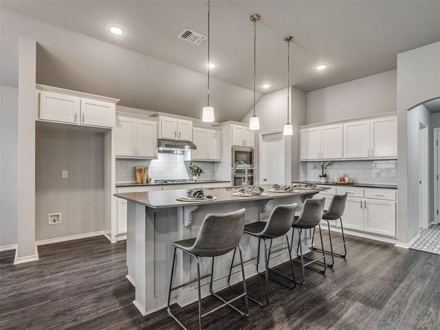 3913 Painted Bird Lane, Norman, OK 73071