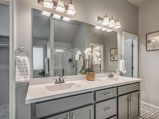 3913 Painted Bird Lane, Norman, OK 73071