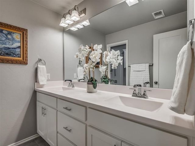 3913 Painted Bird Lane, Norman, OK 73071
