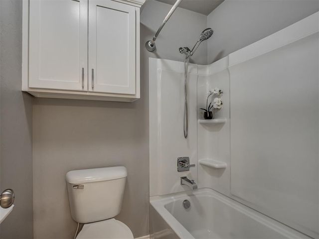 3913 Painted Bird Lane, Norman, OK 73071