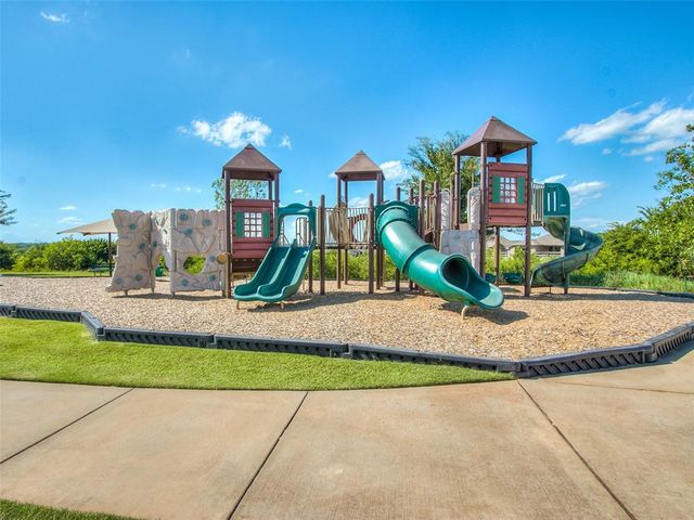 3913 Painted Bird Lane, Norman, OK 73071