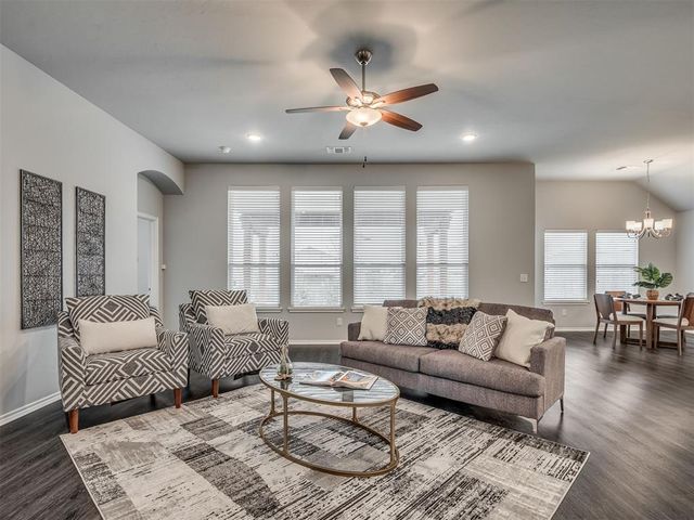 3913 Painted Bird Lane, Norman, OK 73071