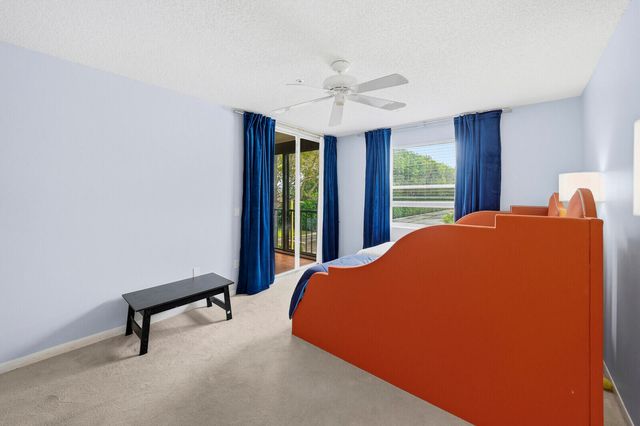 5155 Europa Drive J, Boynton Beach, FL 33437