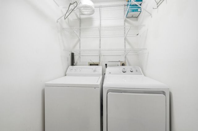 5155 Europa Drive J, Boynton Beach, FL 33437