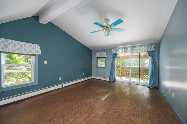 13 Cedar Lane, Poughkeepsie, NY 12601