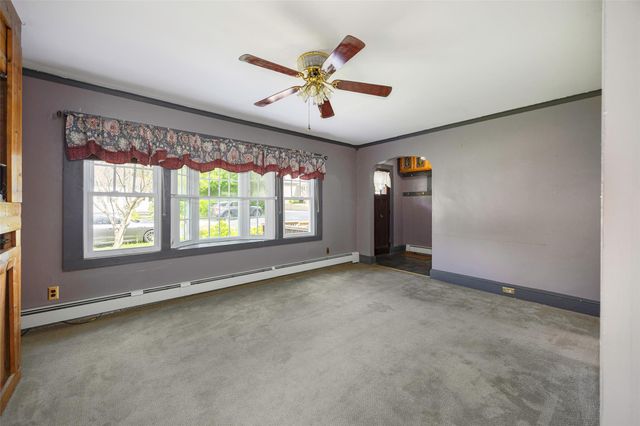 13 Cedar Lane, Poughkeepsie, NY 12601