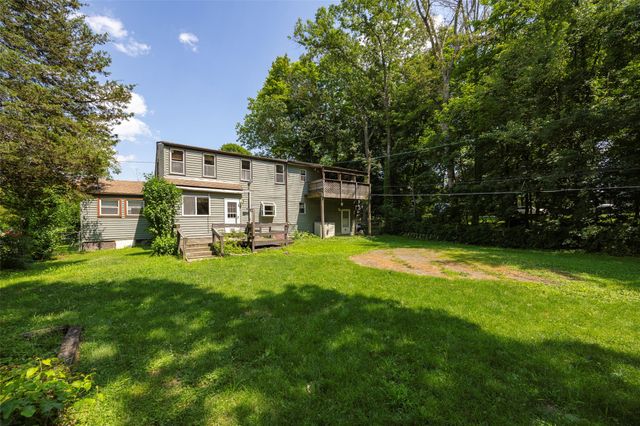 13 Cedar Lane, Poughkeepsie, NY 12601