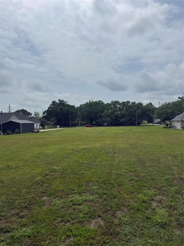 1615 Holly Street, Liberty, TX 77575