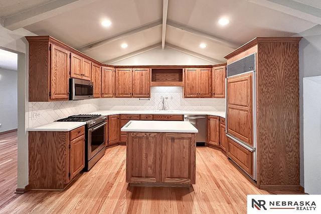 608 Martin Drive, Bellevue, NE 68005