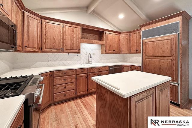 608 Martin Drive, Bellevue, NE 68005