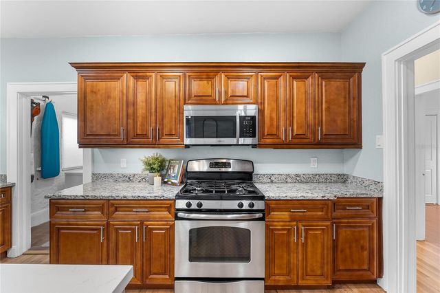 1806 17TH STREET NW, Winter Haven, FL 33881