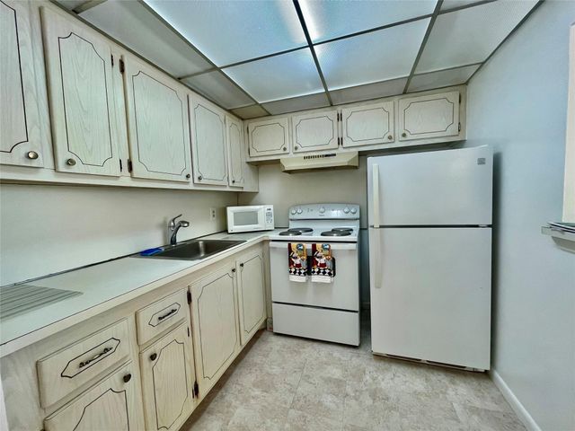 6 Keswick A 6, Deerfield Beach, FL 33442