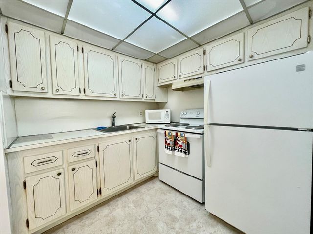 6 Keswick A 6, Deerfield Beach, FL 33442