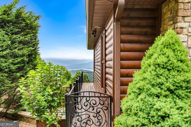 1748 Harris Ridge Road, Young Harris, GA 30582