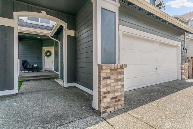 28610 227th Avenue SE, Maple Valley, WA 98038
