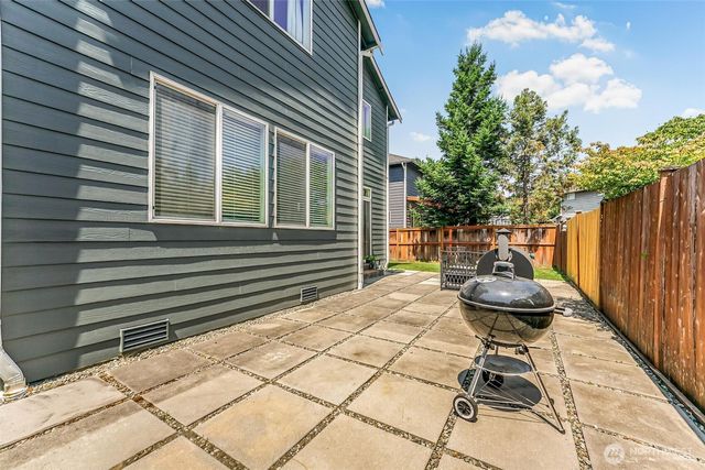 28610 227th Avenue SE, Maple Valley, WA 98038