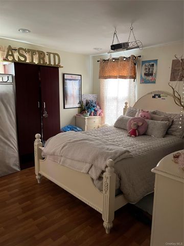86 W Clinton Avenue, Roosevelt, NY 11575