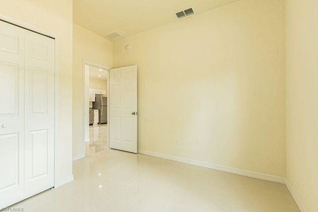 2618 31st ST SW, Lehigh Acres, FL 33976