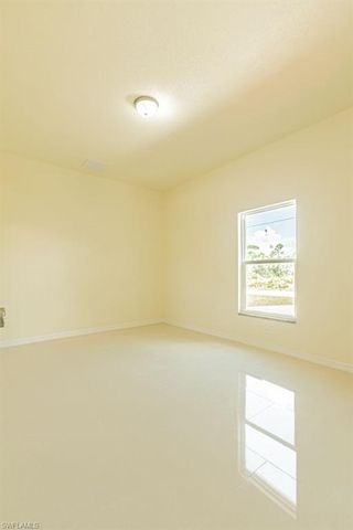 2618 31st ST SW, Lehigh Acres, FL 33976