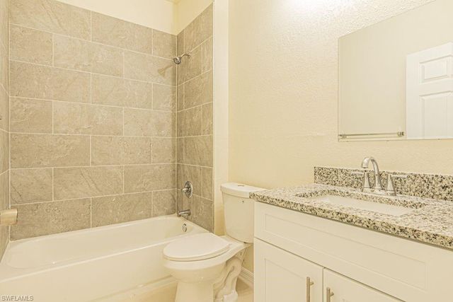 2618 31st ST SW, Lehigh Acres, FL 33976