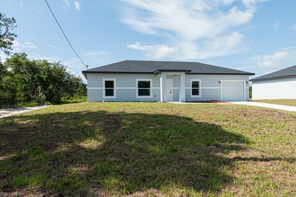 2618 31st ST SW, Lehigh Acres, FL 33976