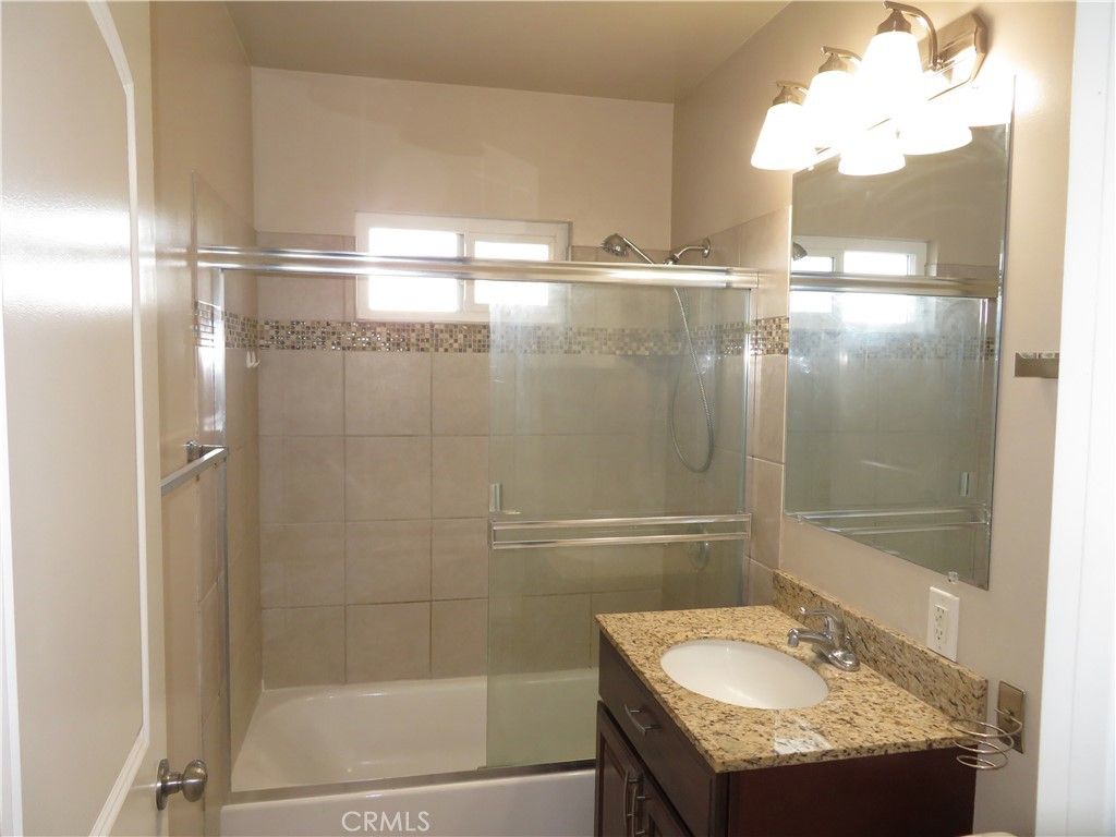 Image 12 of property listing at 9833 Walnut, Bellflower, CA 90706