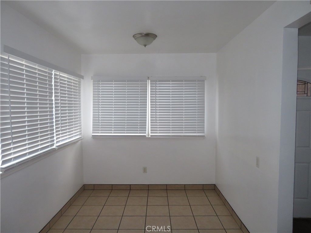 Image 22 of property listing at 9833 Walnut, Bellflower, CA 90706