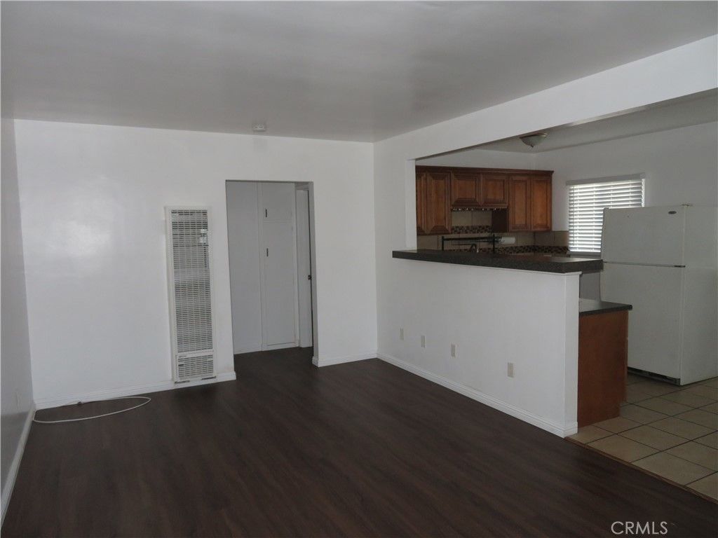 Image 25 of property listing at 9833 Walnut, Bellflower, CA 90706