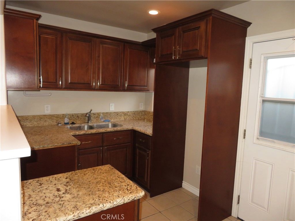 Image 35 of property listing at 9833 Walnut, Bellflower, CA 90706