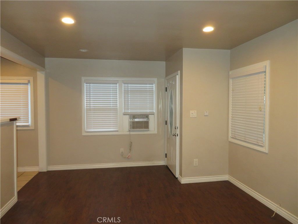 Image 49 of property listing at 9833 Walnut, Bellflower, CA 90706