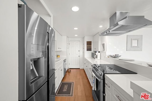 23908 De Ville Way A, Malibu, CA 90265