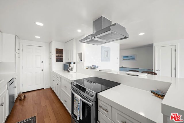 23908 De Ville Way A, Malibu, CA 90265