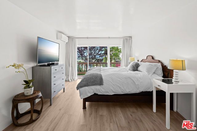 23908 De Ville Way A, Malibu, CA 90265