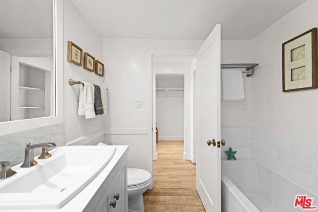 23908 De Ville Way A, Malibu, CA 90265