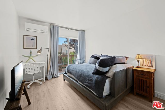 23908 De Ville Way A, Malibu, CA 90265