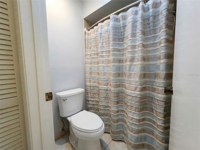 20 LAKE FOREST COURT, Palm Coast, FL 32137