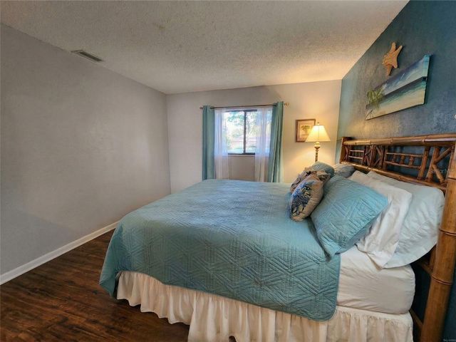 20 LAKE FOREST COURT, Palm Coast, FL 32137