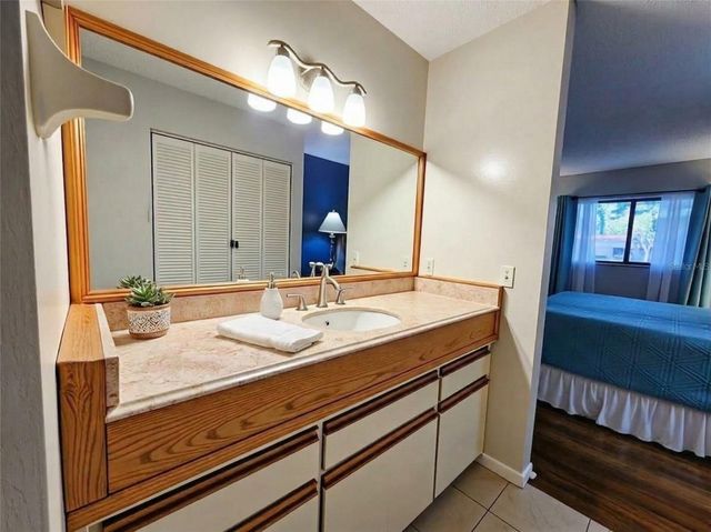 20 LAKE FOREST COURT, Palm Coast, FL 32137