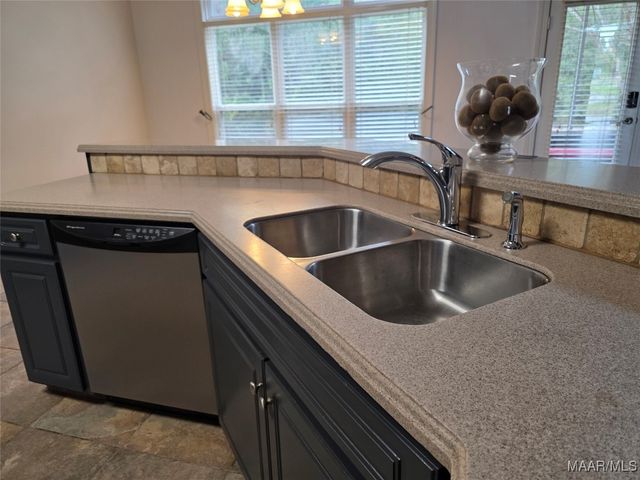 8311 Timber Trace Lane, Pike Road, AL 36064