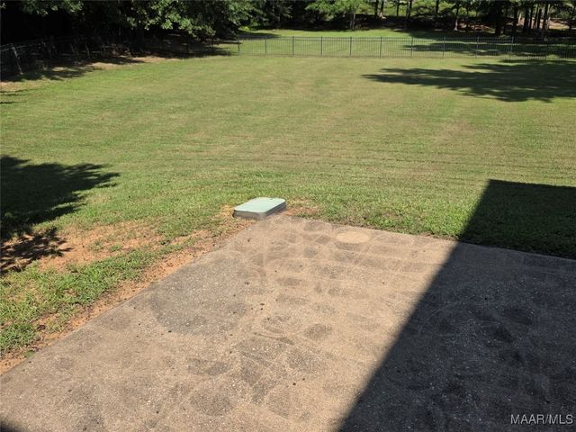 8311 Timber Trace Lane, Pike Road, AL 36064