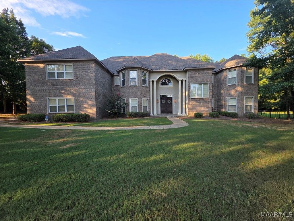 8311 Timber Trace Lane, Pike Road, AL 36064