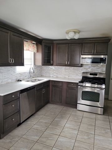 33 Clark A, Randolph, MA 02368