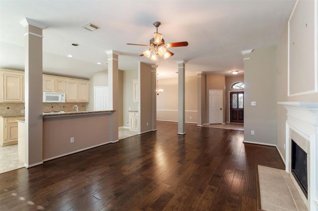 16407 Lasting Light Lane, Houston, TX 77095